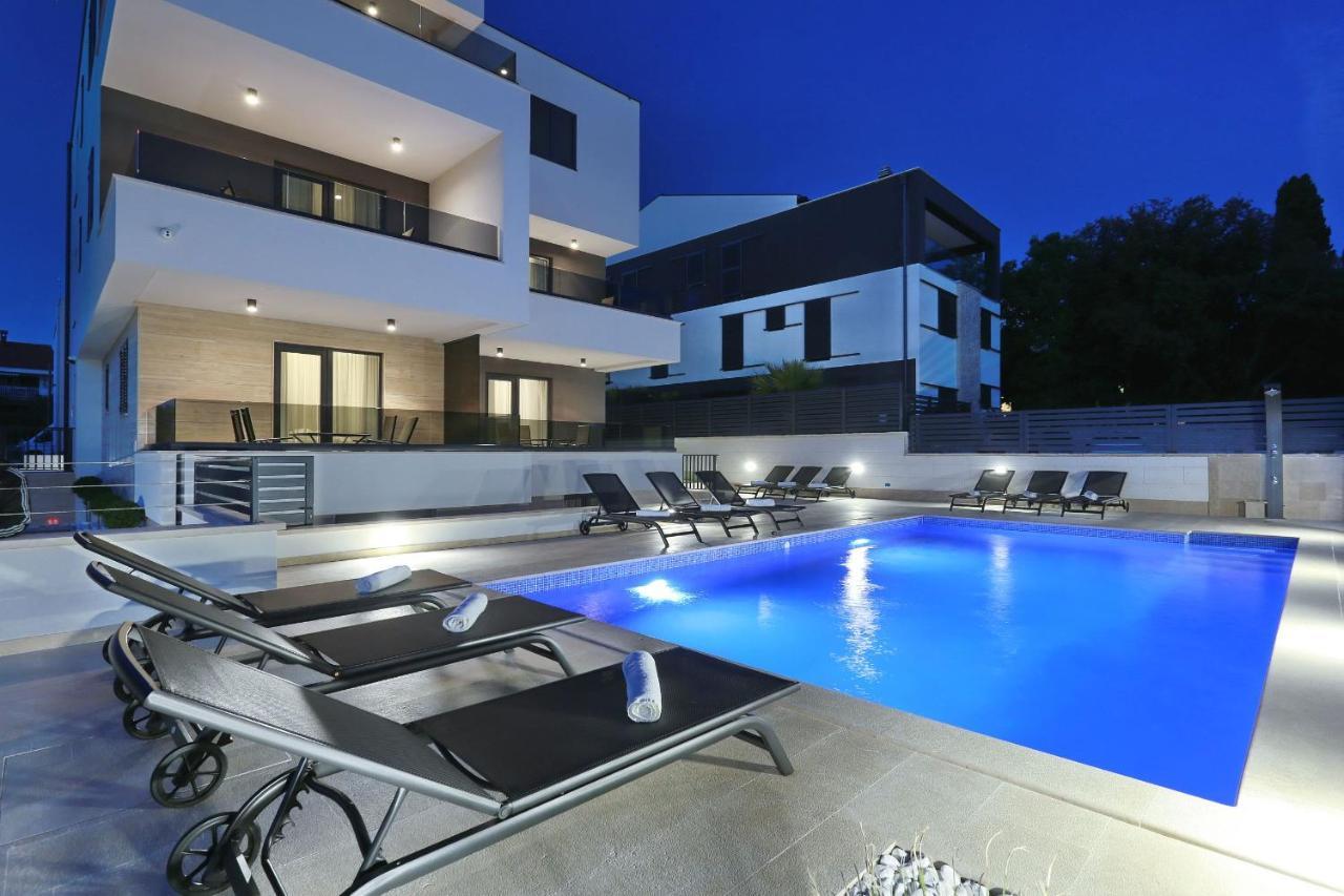 Villa Ankora 2 With Heated Pool ビオグラード・ナ・モル エクステリア 写真