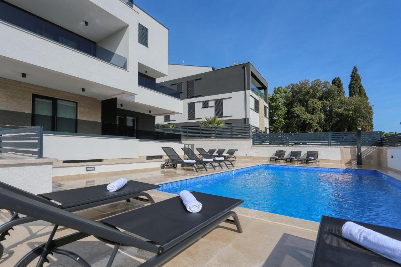 Villa Ankora 2 With Heated Pool ビオグラード・ナ・モル エクステリア 写真