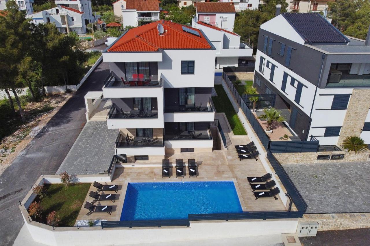 Villa Ankora 2 With Heated Pool ビオグラード・ナ・モル エクステリア 写真